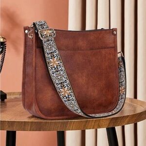 Caitina Vegan Brown Leather Purse